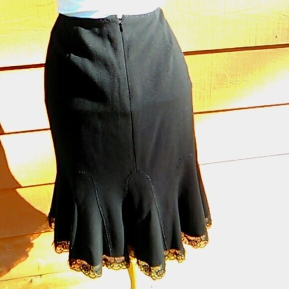 Elie Tahari Black Gusseted Full Skirt - Picture 6 of 14